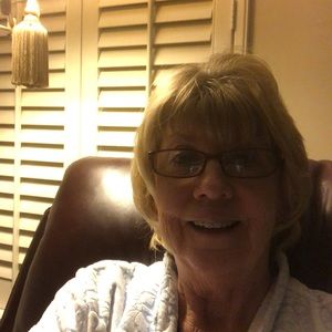 Meet your Posher, Jacqueline